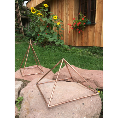 Pyramide extra solide de cuivre (en tubes de 8mm)